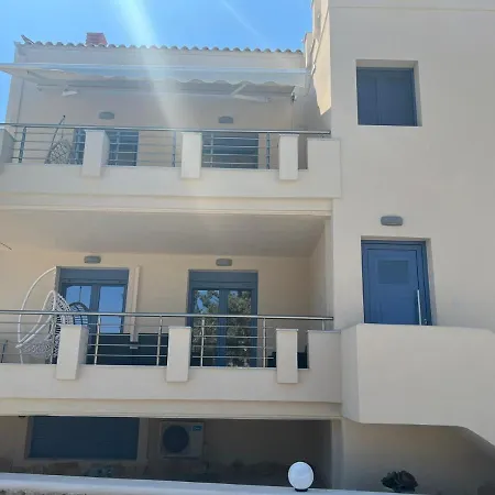 Maria's Family House's 1 *