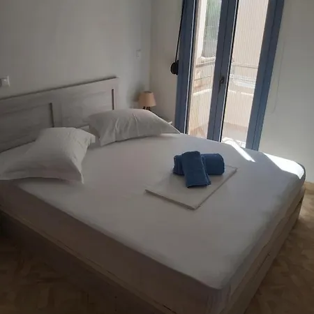 Διαμέρισμα Maria's Family House 1