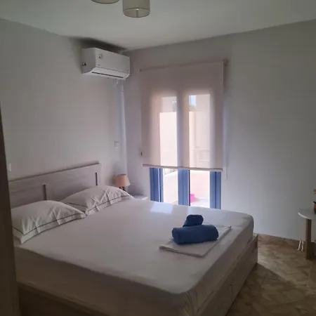 Διαμέρισμα Maria's Family House 1