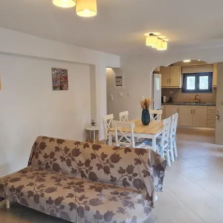 Maria's Family House 1 Διαμέρισμα Ελαφόνησος